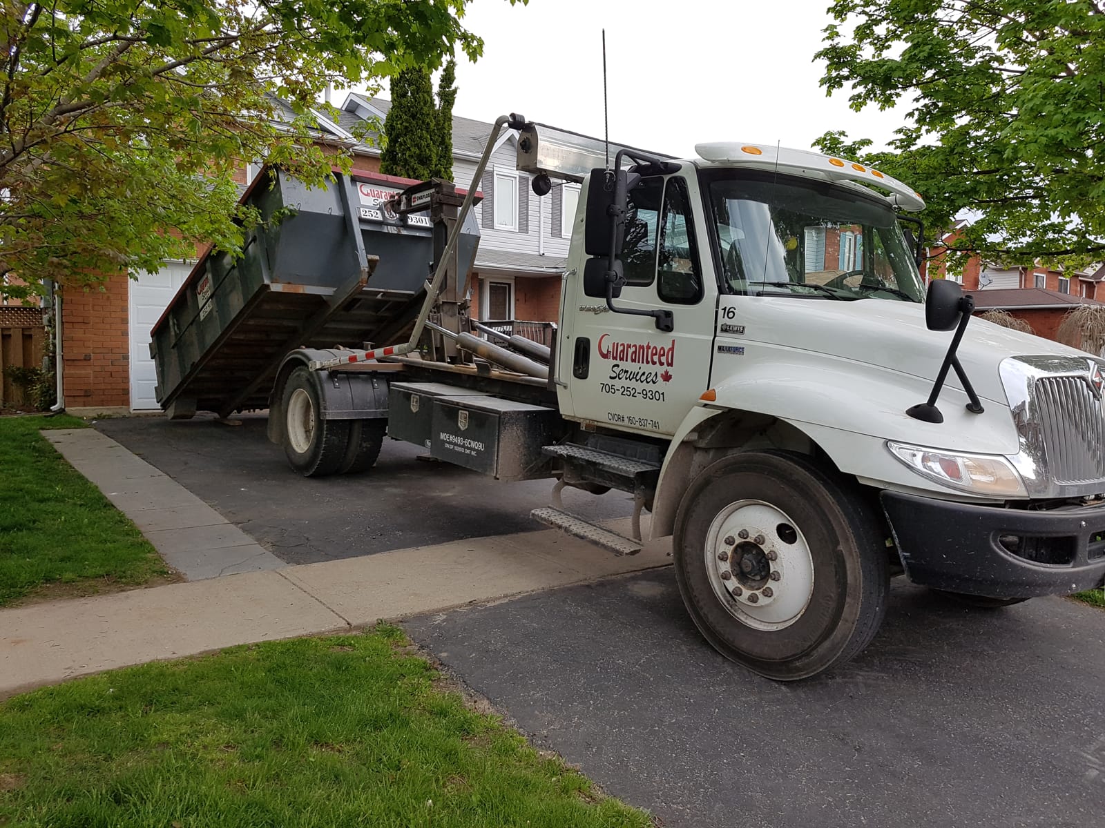 Roll-Off Dumpster Delivery, Barrie, ON