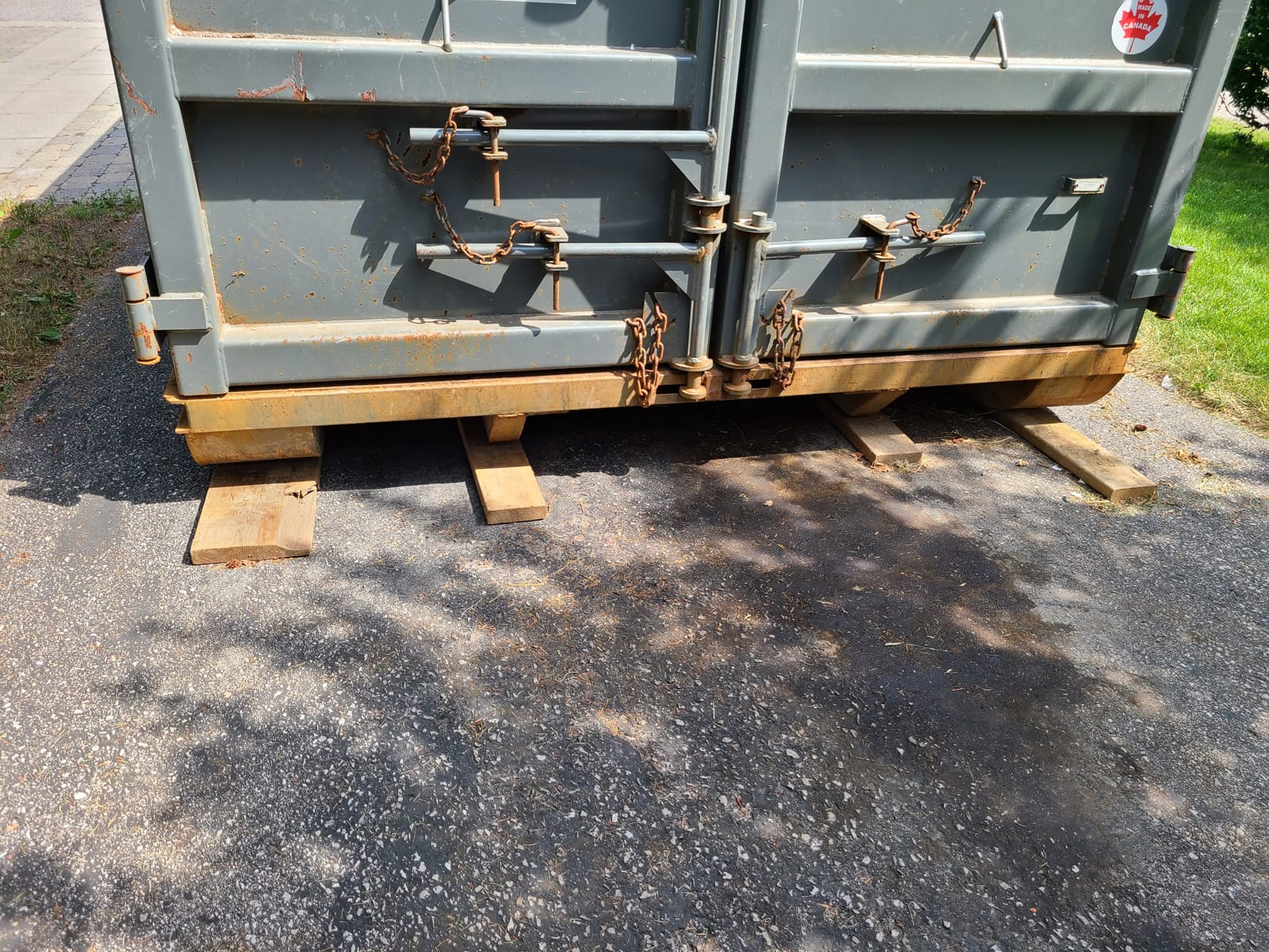 Open-Top Roll-Off Dumpsters