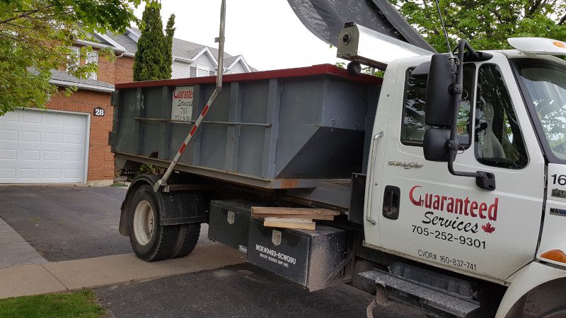 Same-Day Waste Bin in Barrie, Ontario